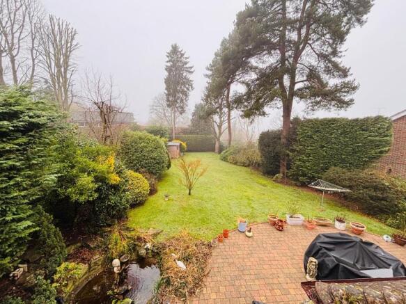 Shenfield Place, Shenfield, Brentwood, CM15 photo 4