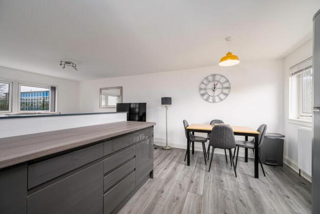 Kitchen/dining