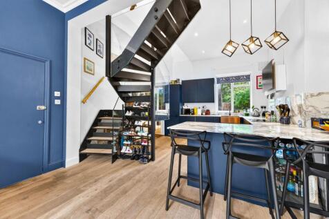 Josephine Avenue, London, SW2