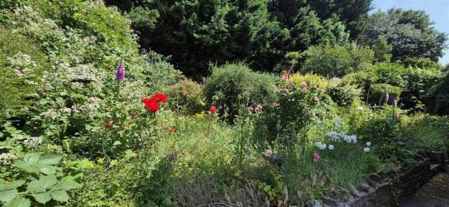 4 bed Detached for sale Image 7