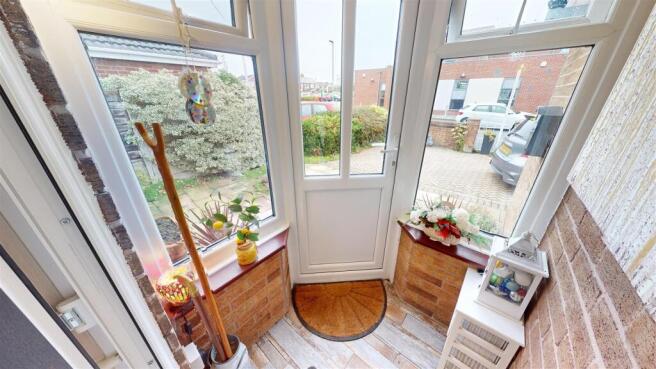 Woodside Road Porch