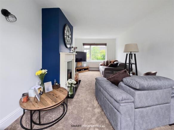 3 bed Semi-Detached for sale Image 4