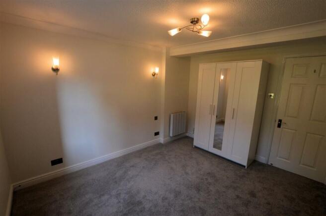 Waterside Place 8
