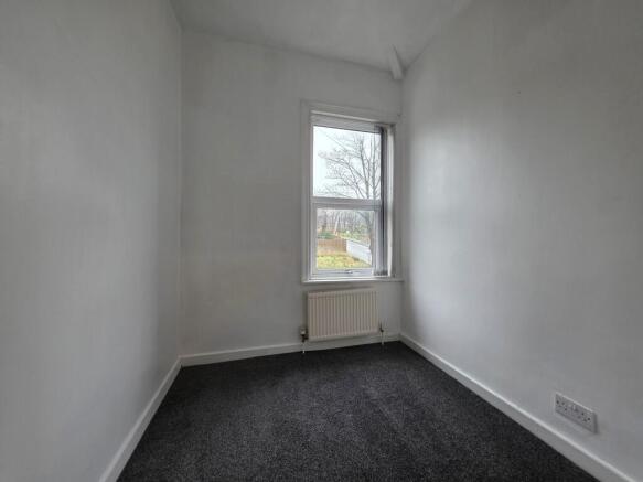 2 bed End of Terrace to rent Image 5