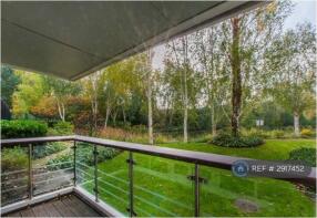 Flat 4, 6, Creswell Drive, Beckenham BR3 3FX