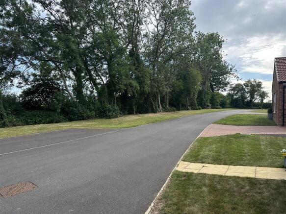 Private Drive for Residence