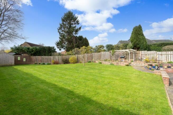 4 bed Detached for sale Image 10