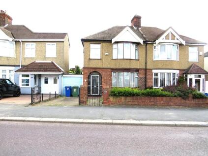 Southend Road, Grays, Essex, RM17