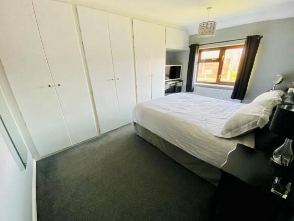 Bedroom1.jpg