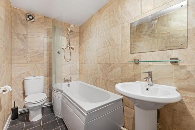 3 bed Terraced for sale Image 6