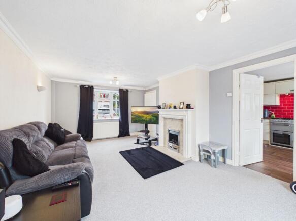 3 bed Terraced for sale Image 6