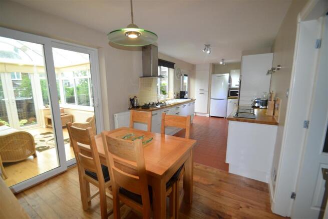 Dining Kitchen
