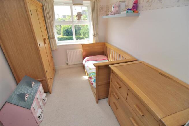 BED4.JPG