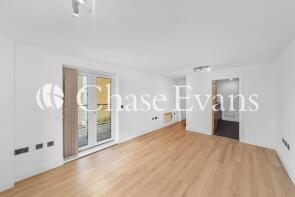 240, St Davids Square, London E14 3WE