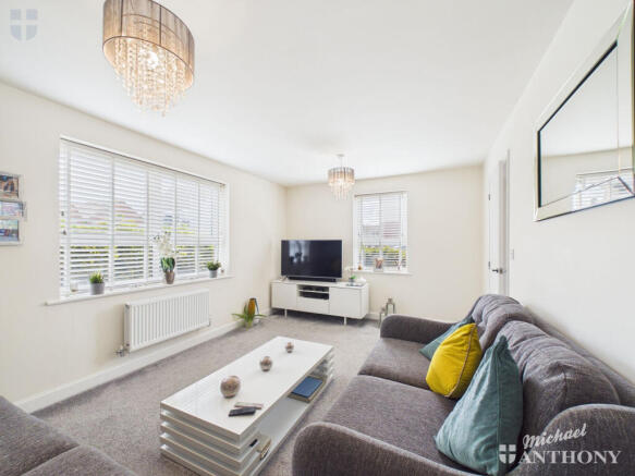 CAM03218G0-PR0960-STILL002