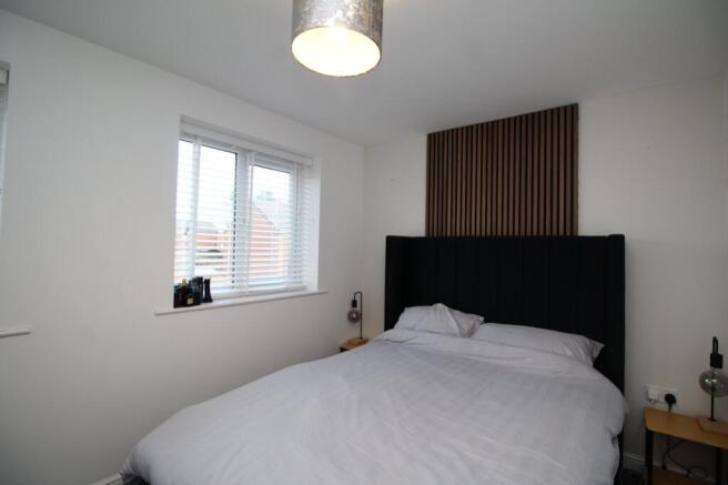 3 bed Semi-Detached for sale Image 5