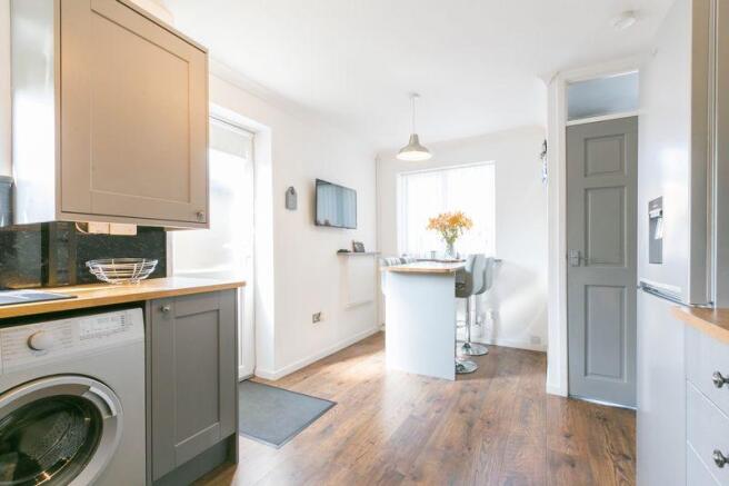Dining kitchen