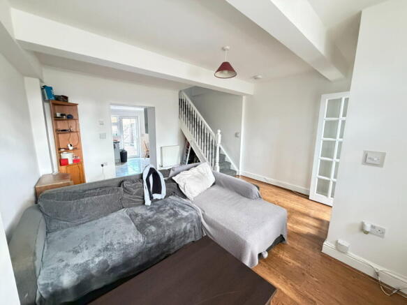 Photo 3