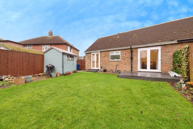 2 bed Semi-Detached Bungalow for sale Image 10