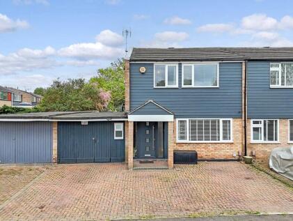 Markhams Chase, Basildon, Essex, SS15