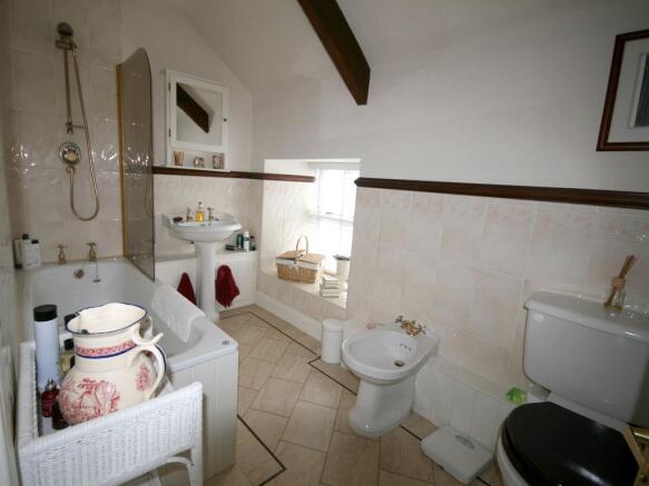 Photo 11