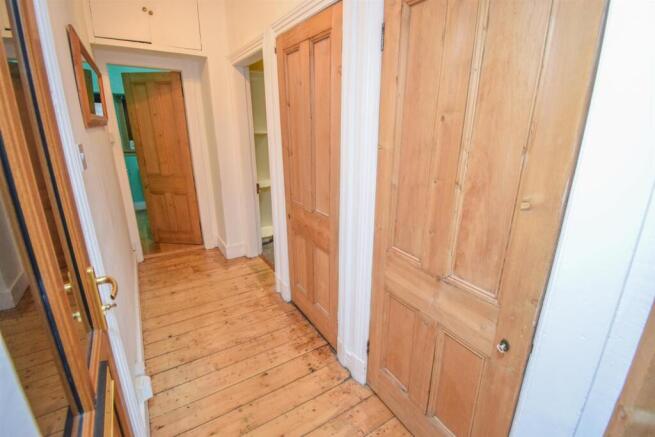 HALLWAY-2.jpg