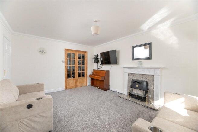 3 bed Semi-Detached for sale Image 4