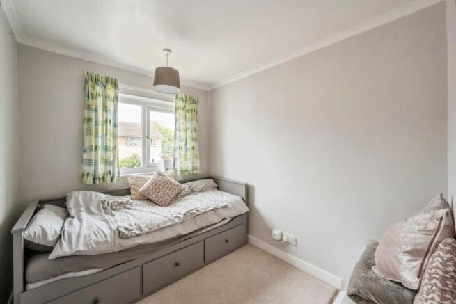 3 bed Semi-Detached for sale Image 9
