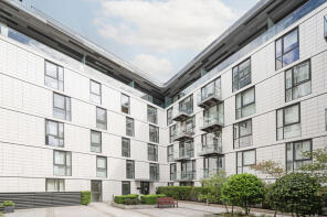 Flat 18, 97 Christopher Court, Leman Street, London E1 8GJ