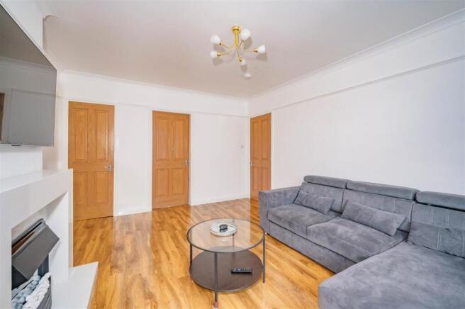 42 Bruce Street Dundee-2.jpg