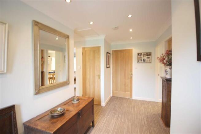 L Shaped Entrance Hall