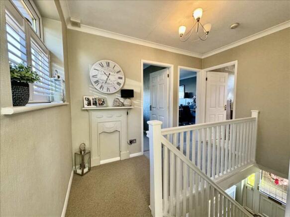 FIRST FLOOR LANDING