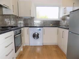 41, The Moorlands, Alwoodley, Leeds LS17 8AB