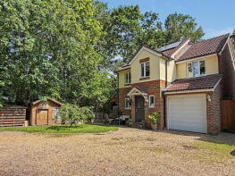 4, Clere Gardens, Basingstoke RG24 8LZ