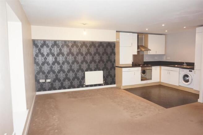 Living Room/Kitchen