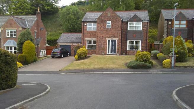 5 bed Detached for sale in shaw