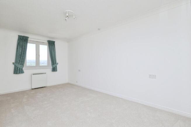 1 bed Apartment for sale Image 6