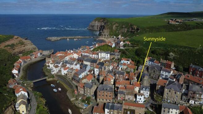 3 bed Terraced for sale in runswick bay