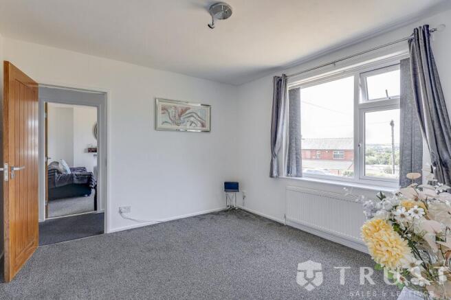 3 bed Detached for sale Image 9