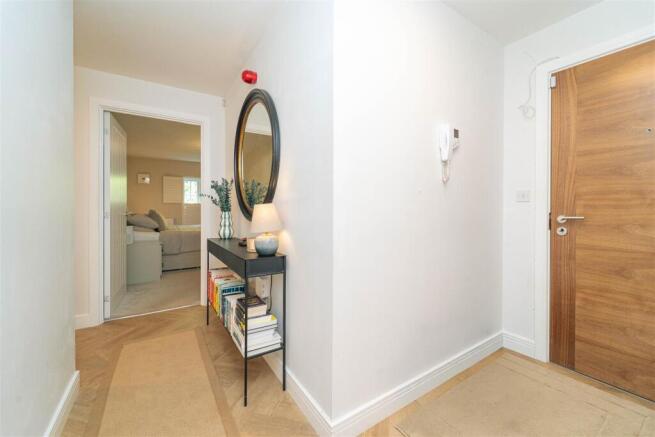 Toddbrook Close, West Didsbury photo 4