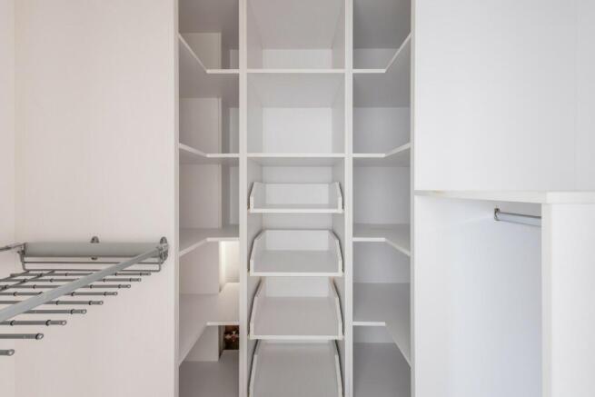 Walk in Wardrobe