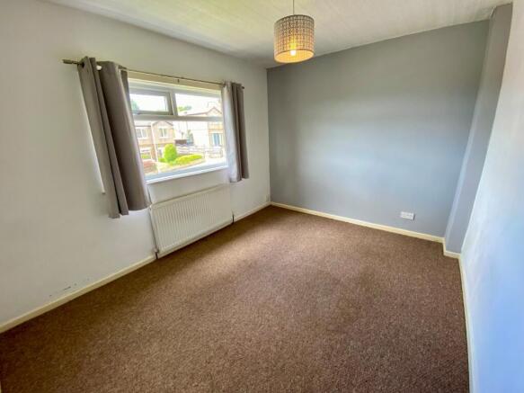 3 bed Semi-Detached for sale Image 6