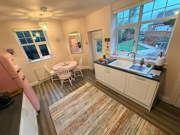 Blossom Cottage, Stoughton Lane, (Scope to Extend - STPP), Stoughton, LE2 2FH photo 4