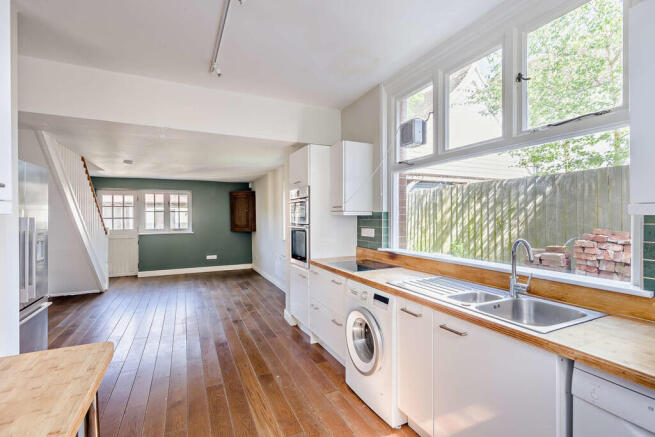 8647466-interior3...