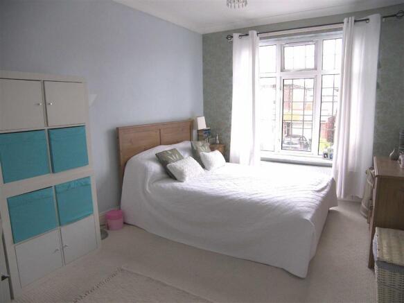 FRONT BEDROOM 4