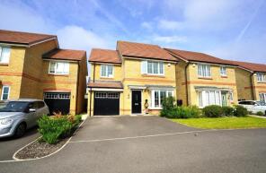 5, Serenity Close, Wakefield WF3 4FS