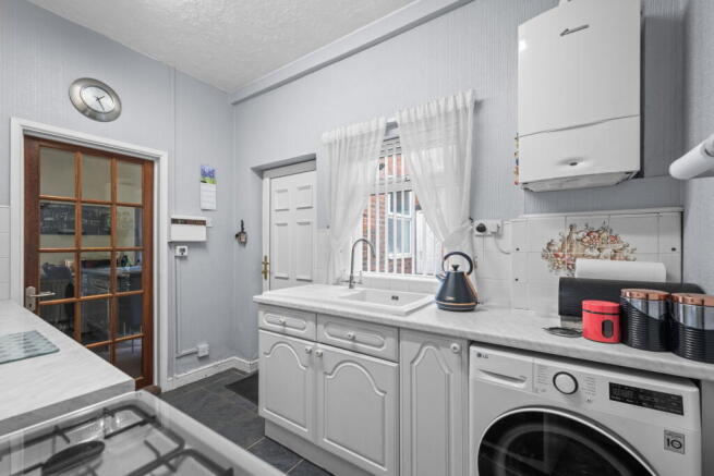 3 bed Terraced for sale Image 5