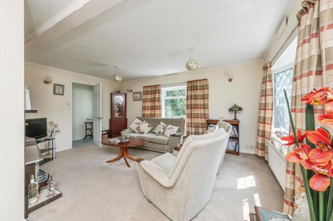 2 bed Park Home for sale Image 8