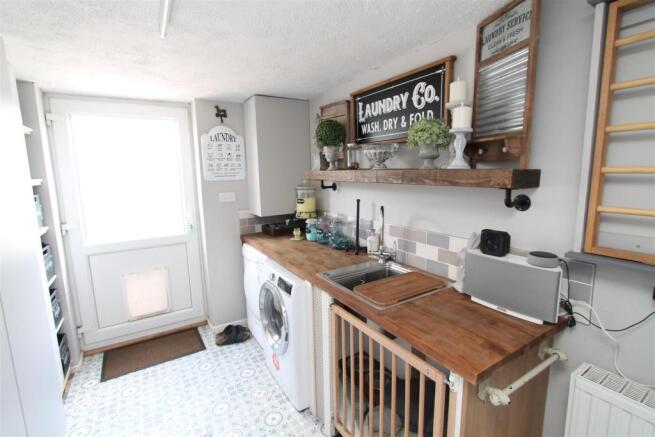 Utility Room.JPG