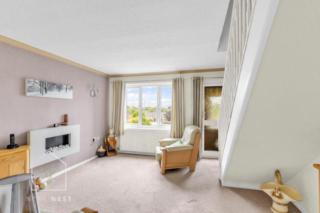 Ashmount Drive, Rochdale photo 4
